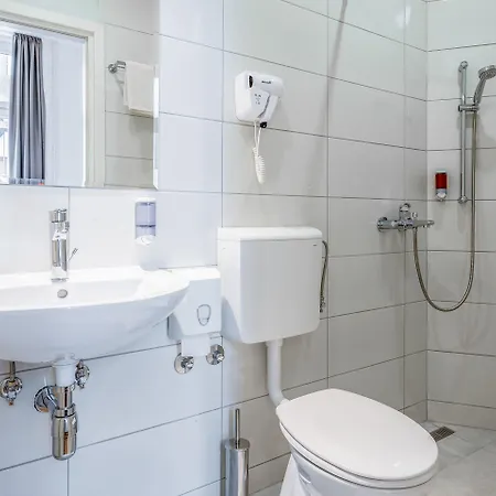 Booking Bnb Hostel *