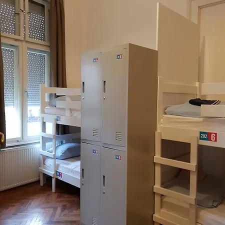 Hostel Booking Bnb *