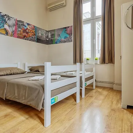 Booking Bnb 3* Belgrade