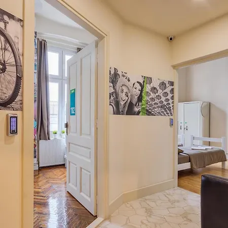 Auberge de jeunesse Booking Bnb *