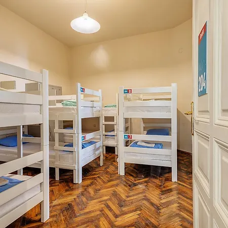 Booking Bnb Auberge de jeunesse Belgrade